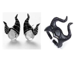 Maleficent earing and ring set.